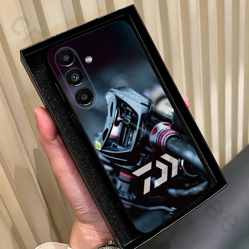Custodia per telefono D-Daiwa  - Fishing Equipment Logo recensione e prezzo